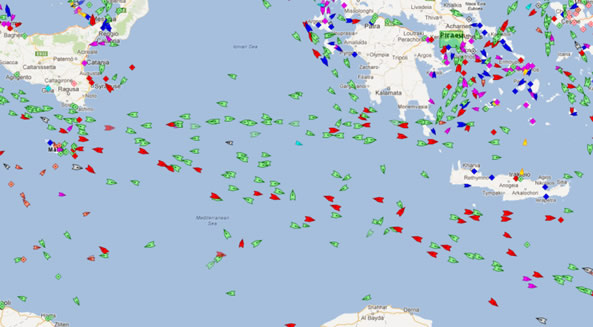 Real-time view of ships and boats in the Mediterranean (www.marinetraffic.com)
